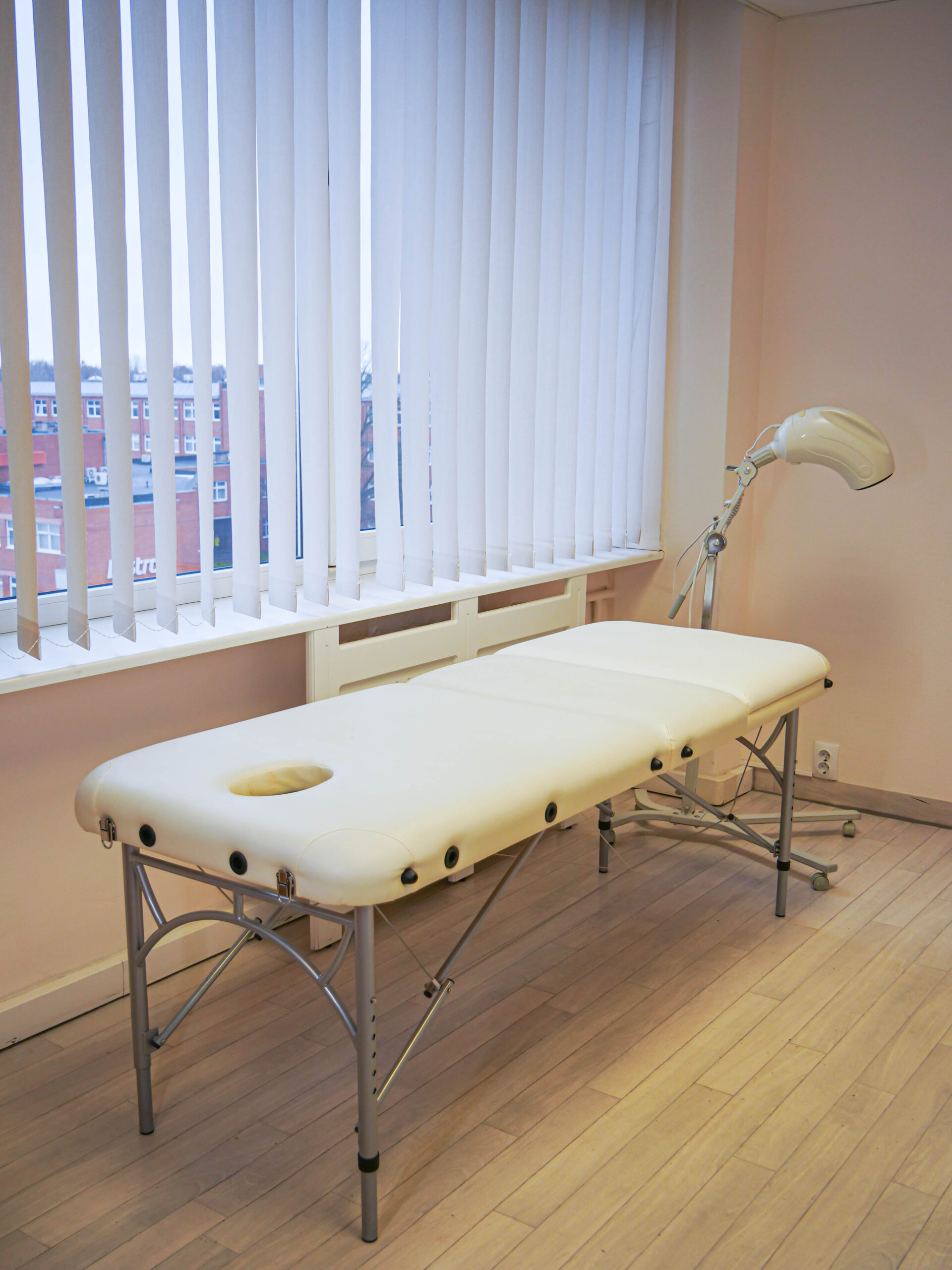 Интерьер медицинского центра Goltsman Therapy